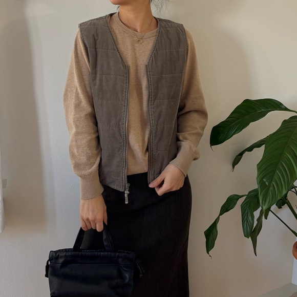 Vintage Eddie Bauer 100% Cotton Collins Bay Quilted Corduroy Taupe Vest Size XS - Picture 5 of 11